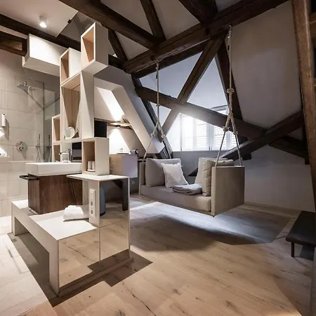 Hotel Design Boutique & Goldene Rose 5*