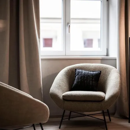 Design Boutique & Goldene Rose Hotel 5*