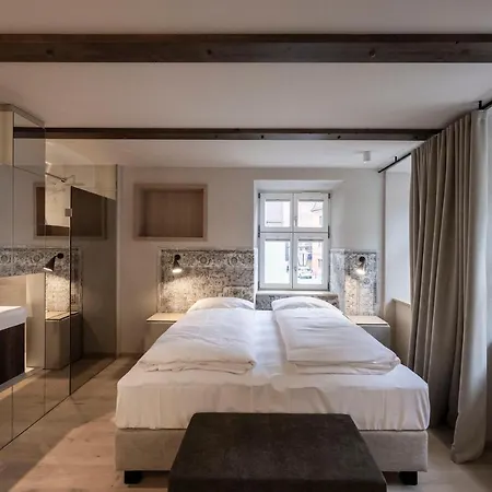 Hotel Design Boutique & Goldene Rose