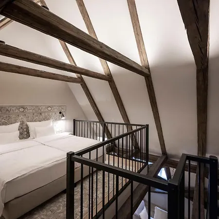 Design Boutique & Goldene Rose Hotel 5*