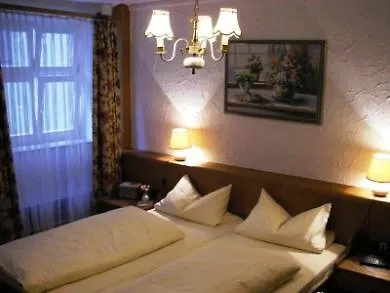 Design Boutique & Goldene Rose Hotel 5*