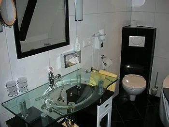 Design Boutique & Goldene Rose Hotel 5*
