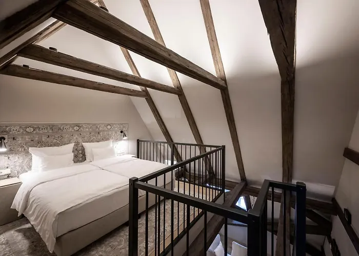 Design Boutique & Goldene Rose Отель 5*