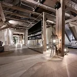 Design Boutique & Goldene Rose ディンケルスビュール