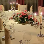 Design Boutique & Goldene Rose ホテル ディンケルスビュール