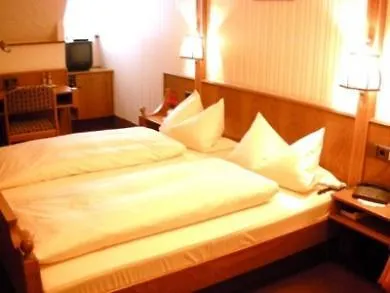 Szálloda Design Boutique & Goldene Rose 5*