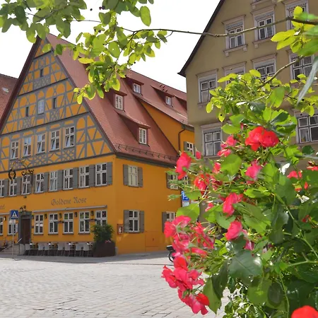 & Goldene Rose Hotel